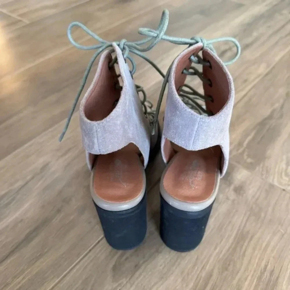 JEFFREY CAMPBELL x FREE PEOPLE Minimal Lace-Up Heels - Picture 8 of 11